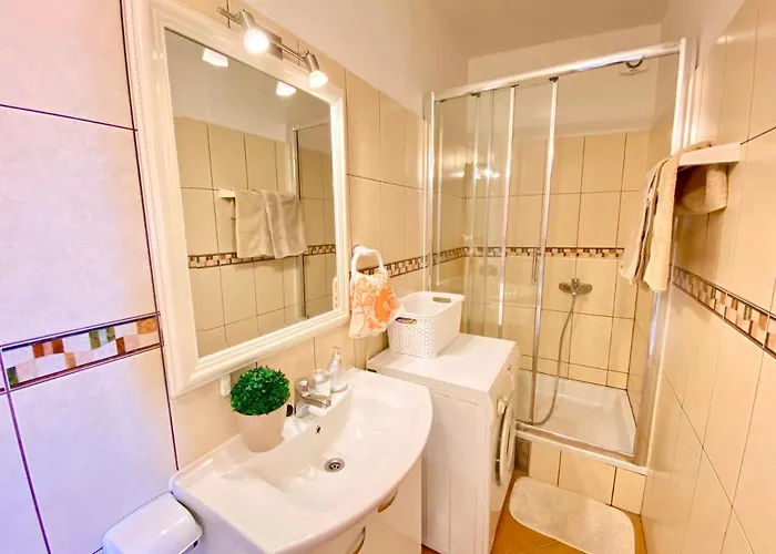 Tomi & Ivana アパート トロギール