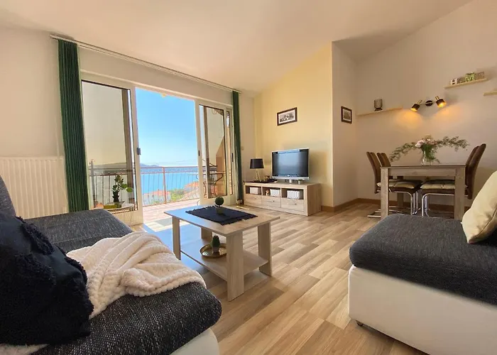 Tomi & Ivana アパート