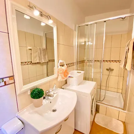 Tomi & Ivana 아파트 트로기르