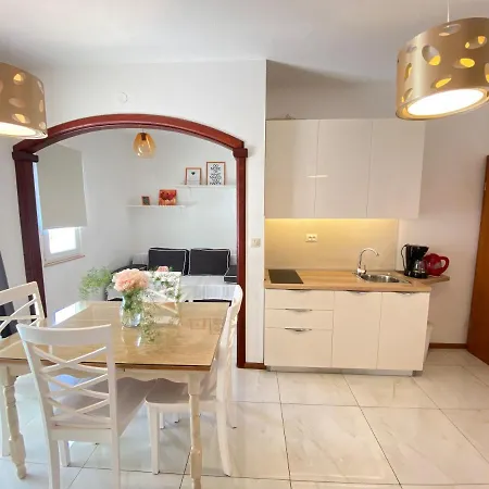 Tomi & Ivana * Τρογκίρ