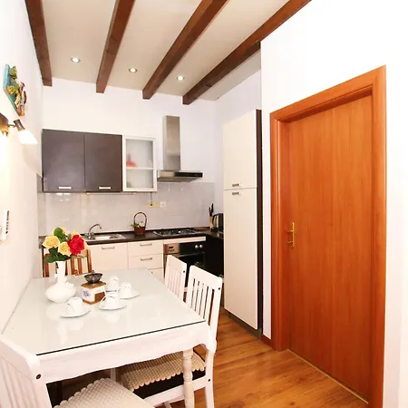 Tomi & Ivana 아파트