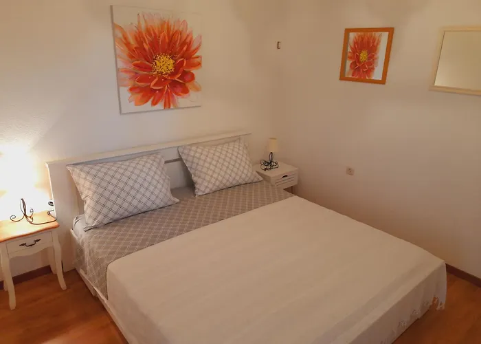 Tomi & Ivana Appartement *